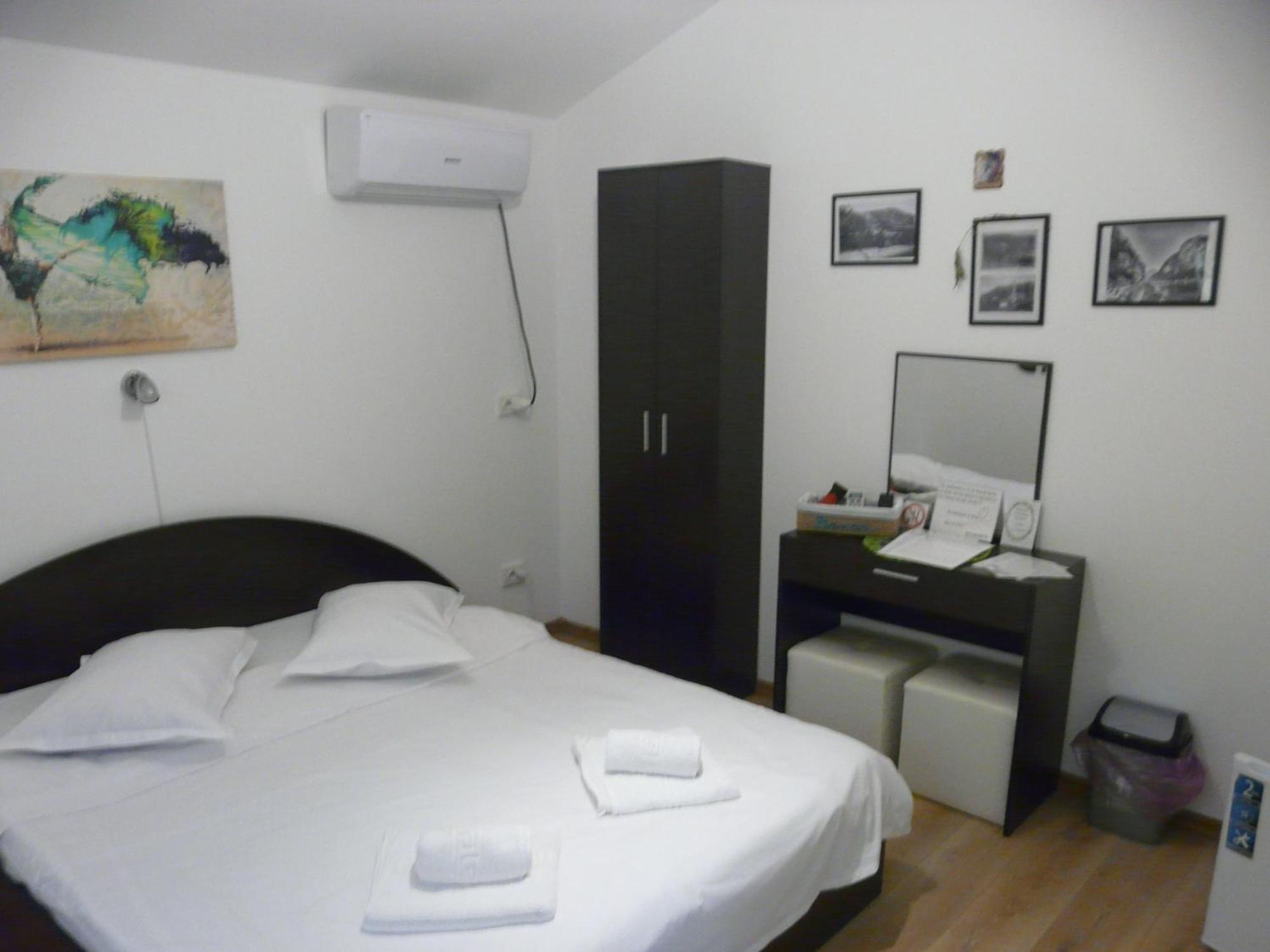 Clisura Dunarii Casutele Danca Lodge Ieşelniţa